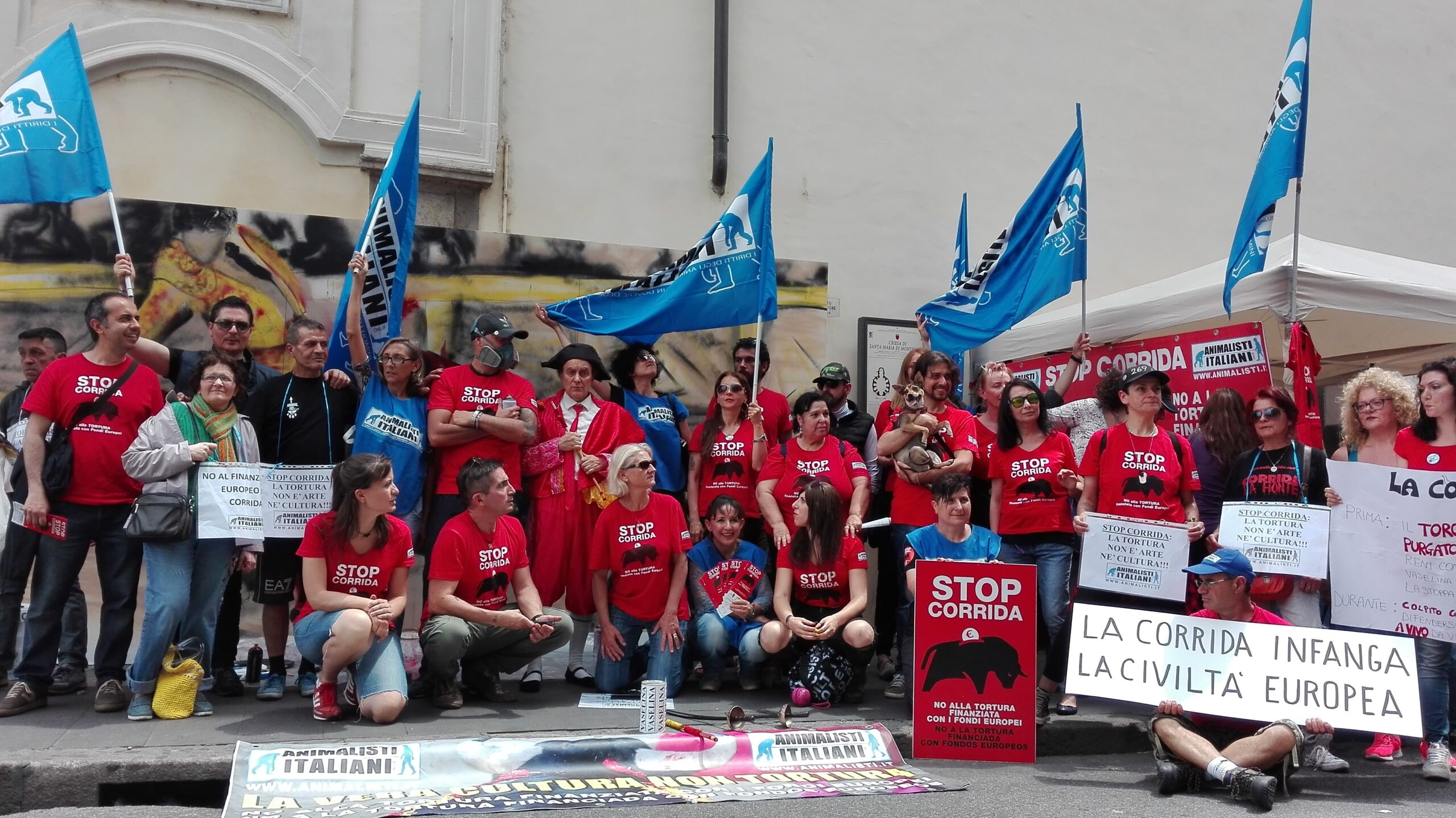 16e33b8fd7ad7ca58b03c6bbca1f0b81