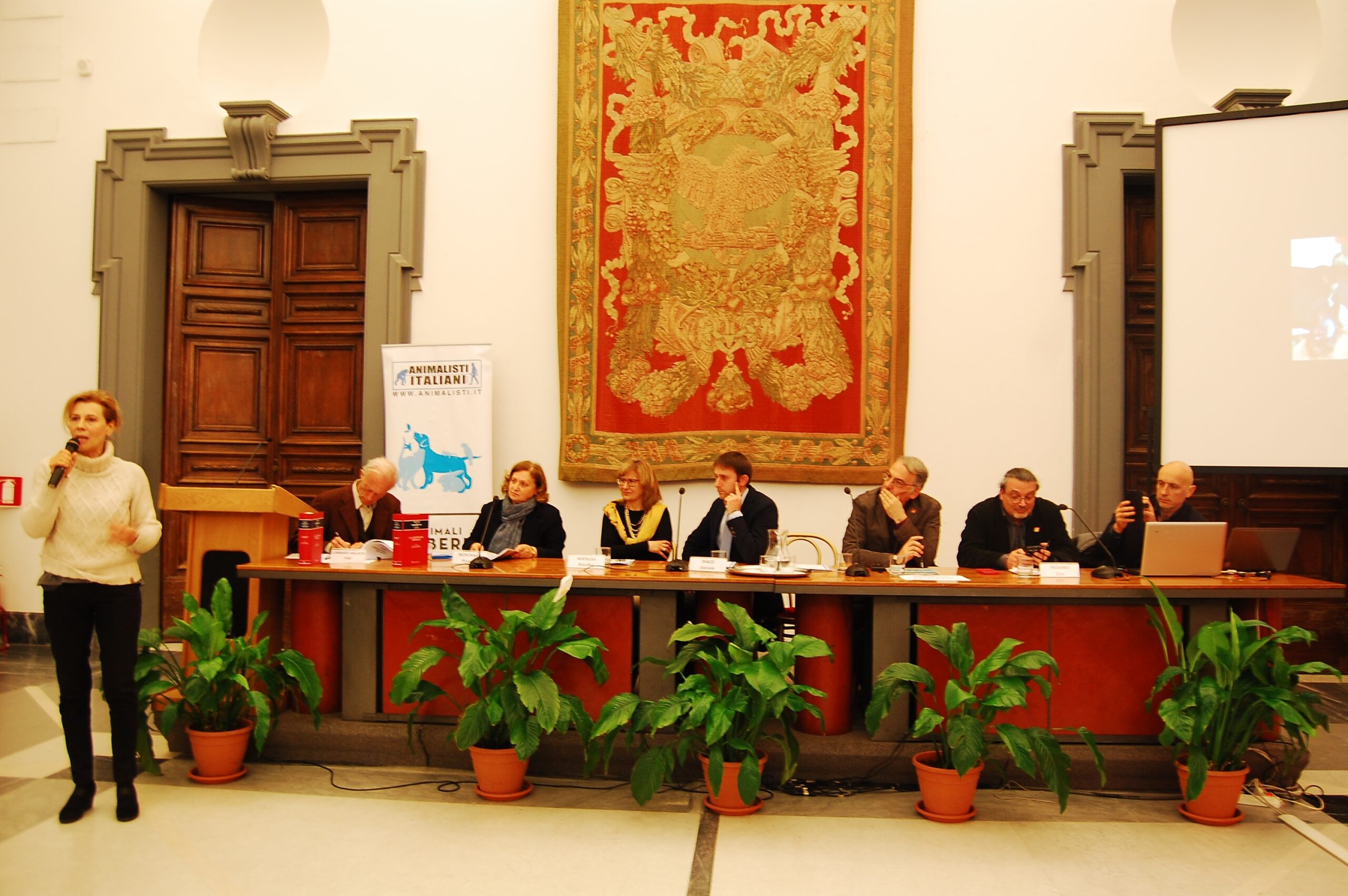 8f704c6e91e045c72378c71d940a59ce