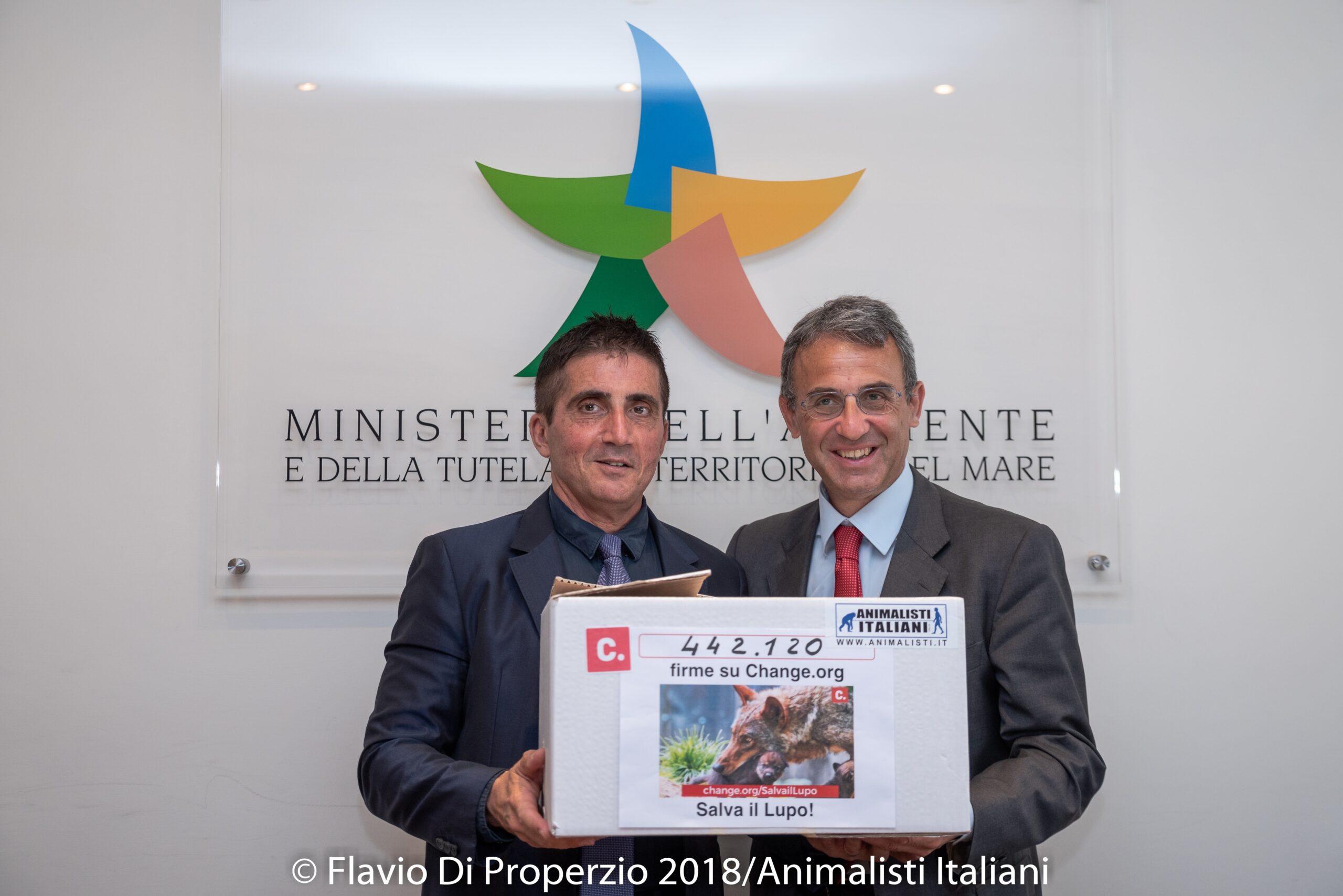 f5a85333d553b860310d6f60f5af8288