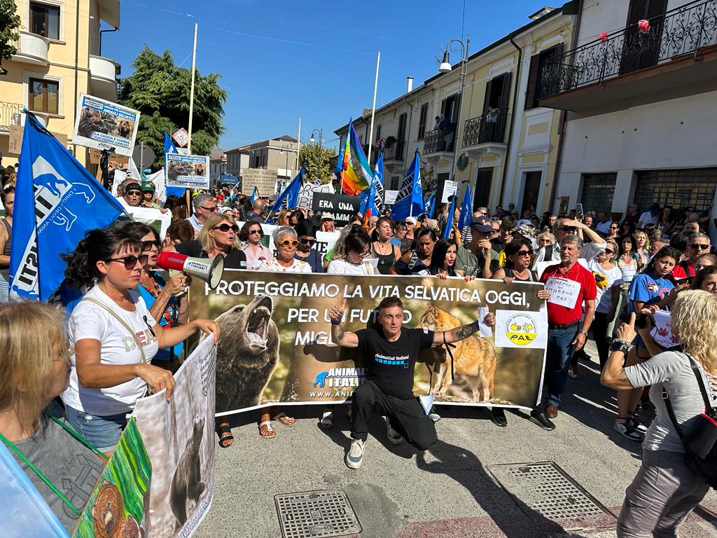 Manifestazione San Benedetto dei Marsi_Animalisti Italiani Onlus (20)